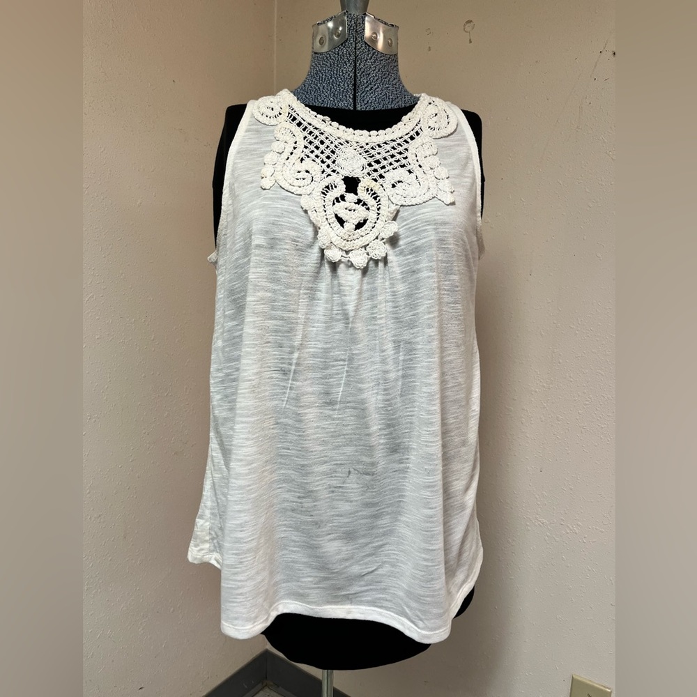 Women’s tank in beige with lace on front in size medium by Joe